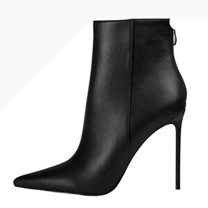 Elisabet Tang Black Matte Pointed Toe Stiletto Ankle Boots FNE524001 Size 8‎